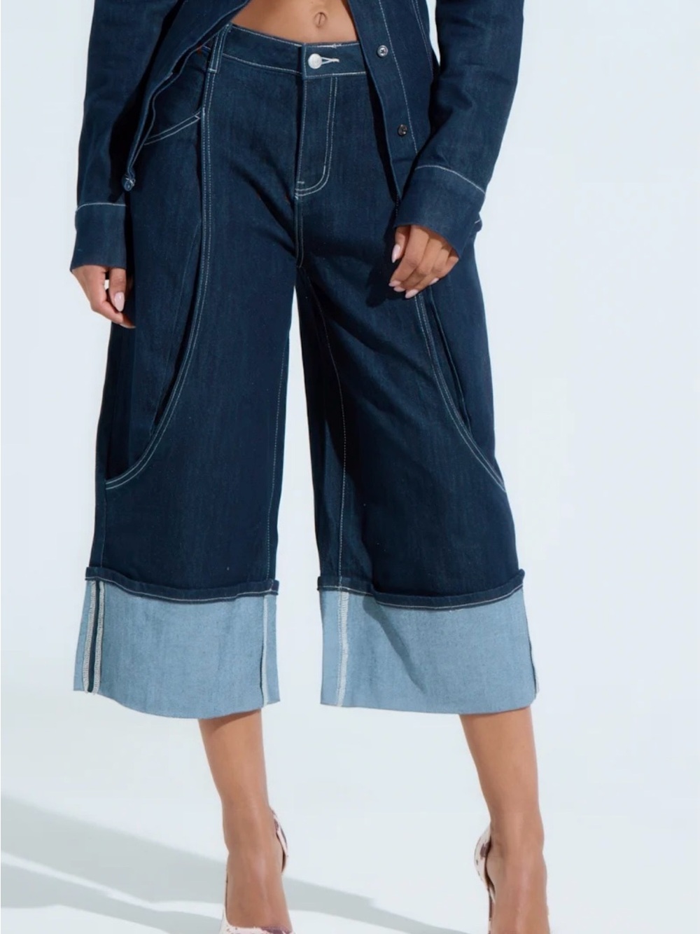 ✨AKIRA Dark Wash Cropped Culotte Jeans with Rolled Hem✨